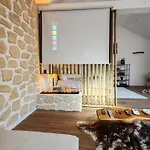 Le Champenois - Jacuzzi - Terrasse - Calme - Ciné Netflix *