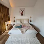 Le Champenois - Jacuzzi - Terrasse - Calme - Ciné Netflix Hébergement de vacances *