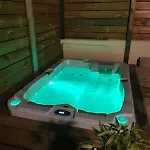 Le Champenois - Jacuzzi - Terrasse - Calme - Ciné Netflix Troyes