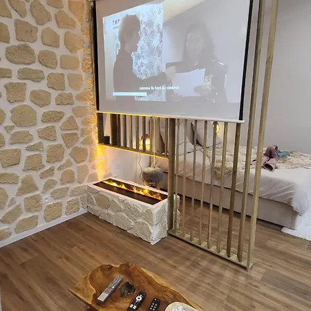 Le Champenois - Jacuzzi - Terrasse - Calme - Cine Netflix 別荘 *