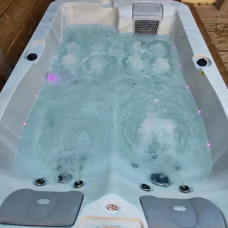 Le Champenois - Jacuzzi - Terrasse - Calme - Cine Netflix 別荘