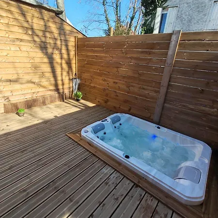 Le Champenois - Jacuzzi - Terrasse - Calme - Cine Netflix 別荘