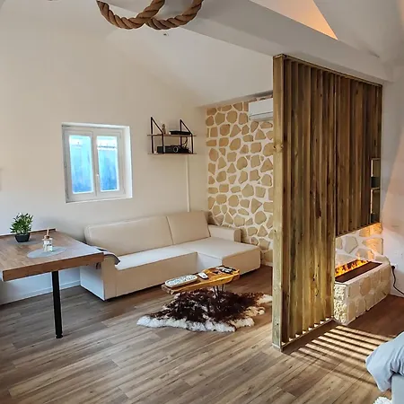 Tatil Evi Le Champenois - Jacuzzi - Terrasse - Calme - Cine Netflix *