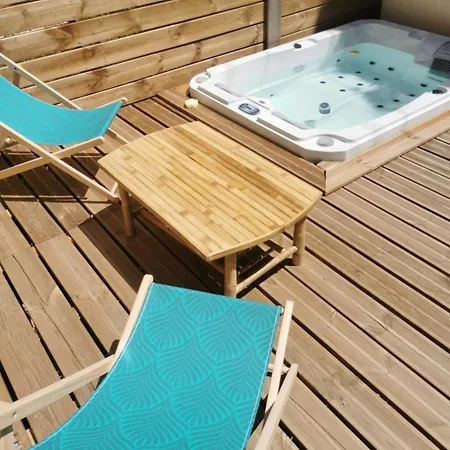 Le Champenois - Jacuzzi - Terrasse - Calme - Ciné Netflix *